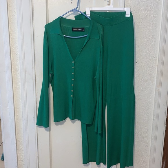 Fashion To Figure Ribbed Knit Pant Set - Picture 4 of 9